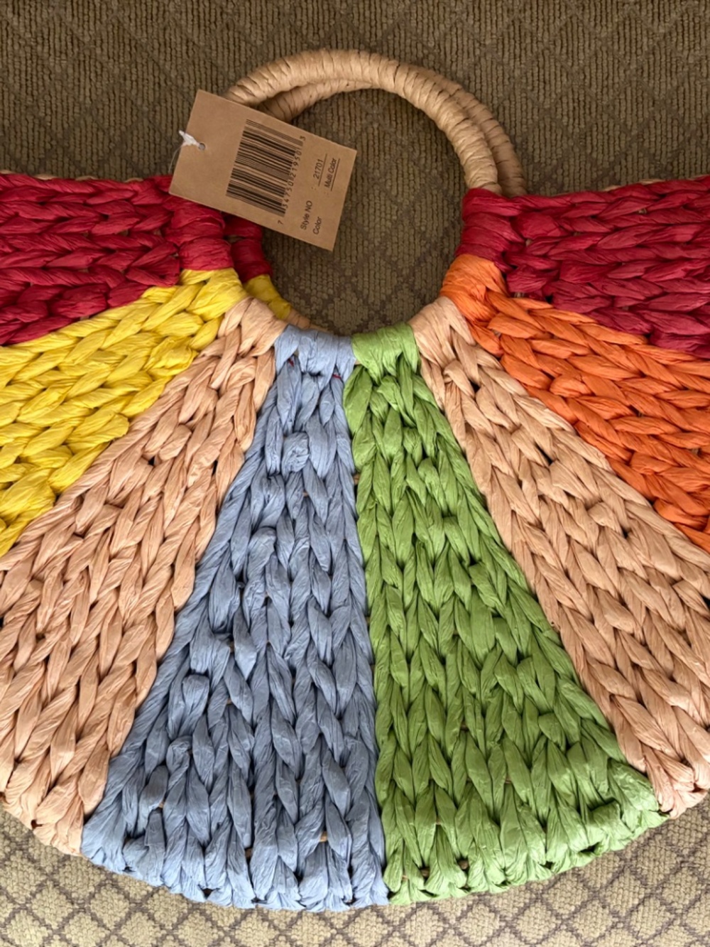Women’s Colorful Straw Bag - Picture 2 of 7